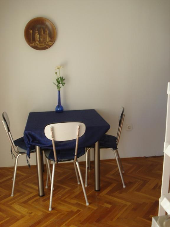Apartments Xenia ペトルチャネ エクステリア 写真
